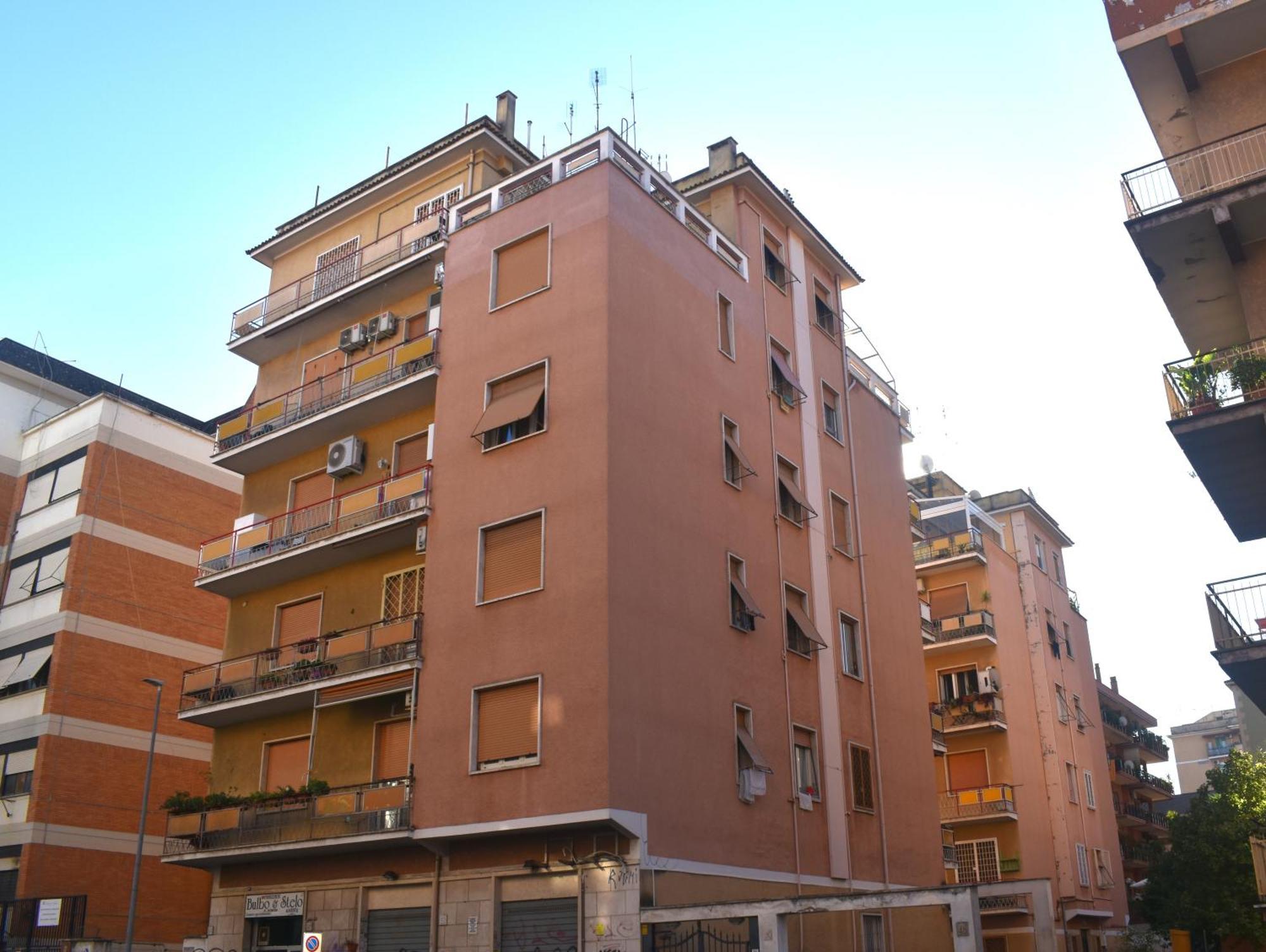 Tia Tourist Apartment Roma Esterno foto